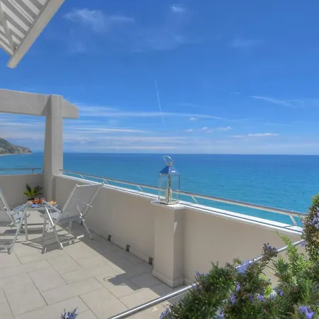 Hotel Vela D'Oro Pietra Ligure Exterior foto