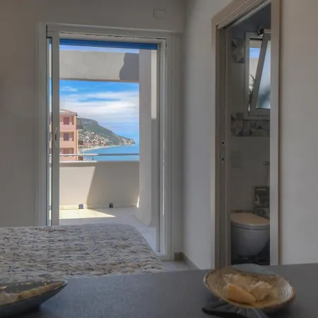 Hotel Vela D'Oro Pietra Ligure Exterior foto